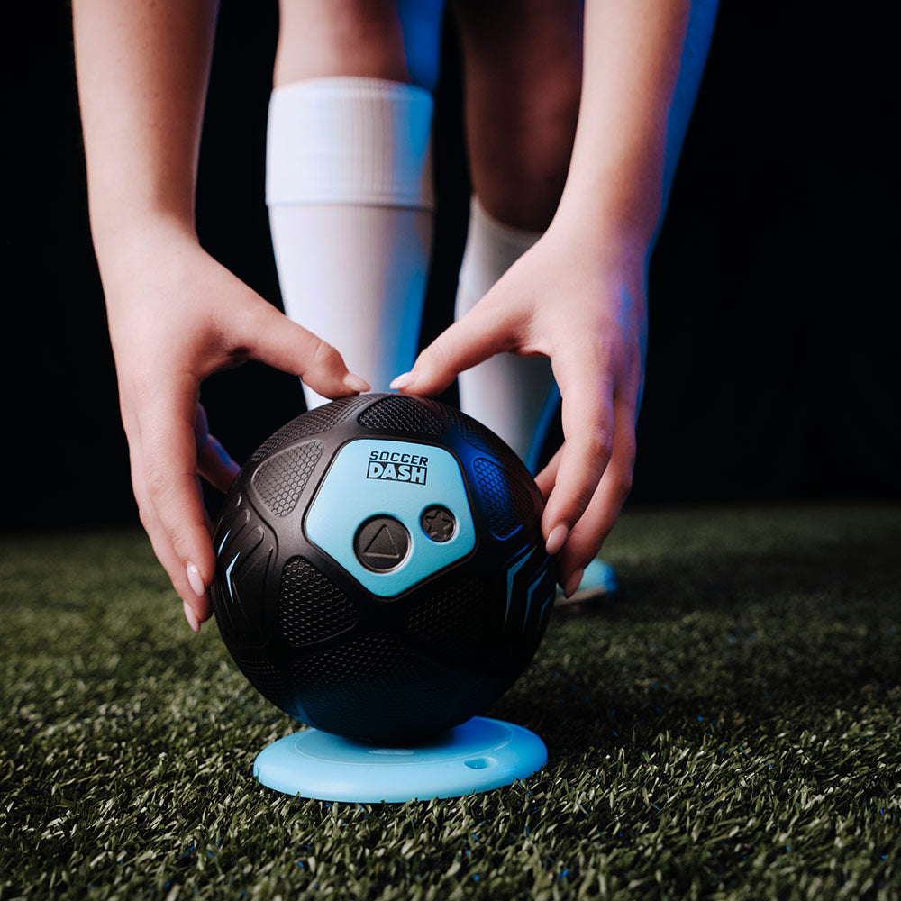 Strikesphere - SOCCER DASH