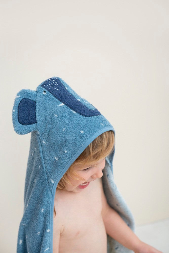 Hooded towel (75cm x 75cm) Mrs. Elephant
