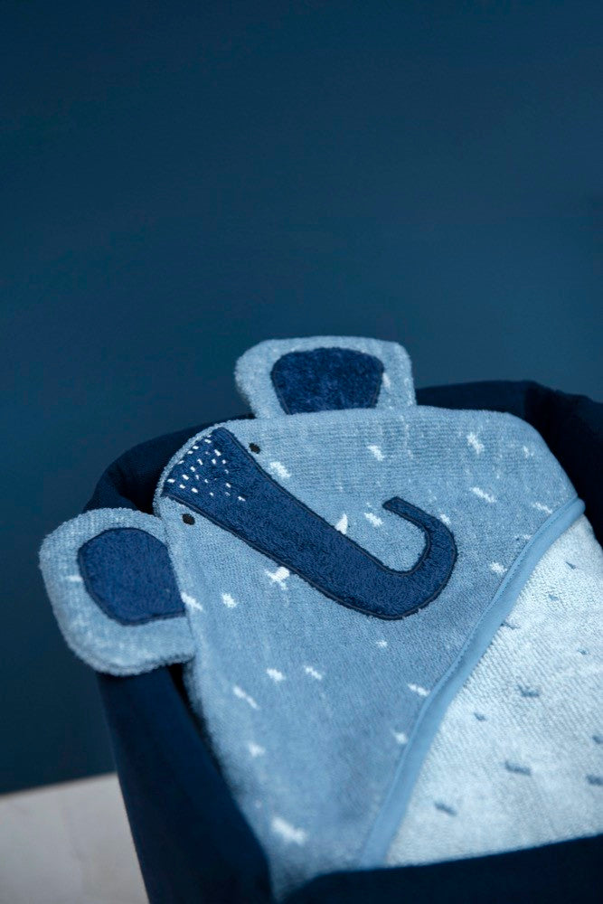 Hooded towel (75cm x 75cm) Mrs. Elephant