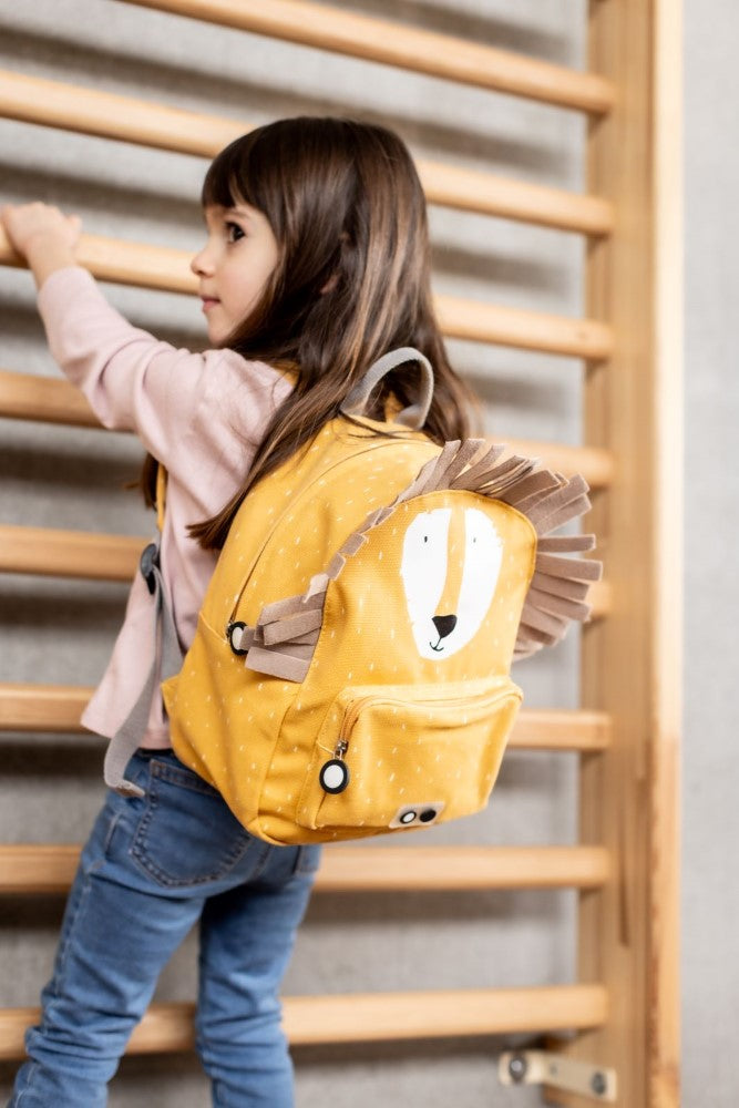 حقيبة ظهر السيد أسد