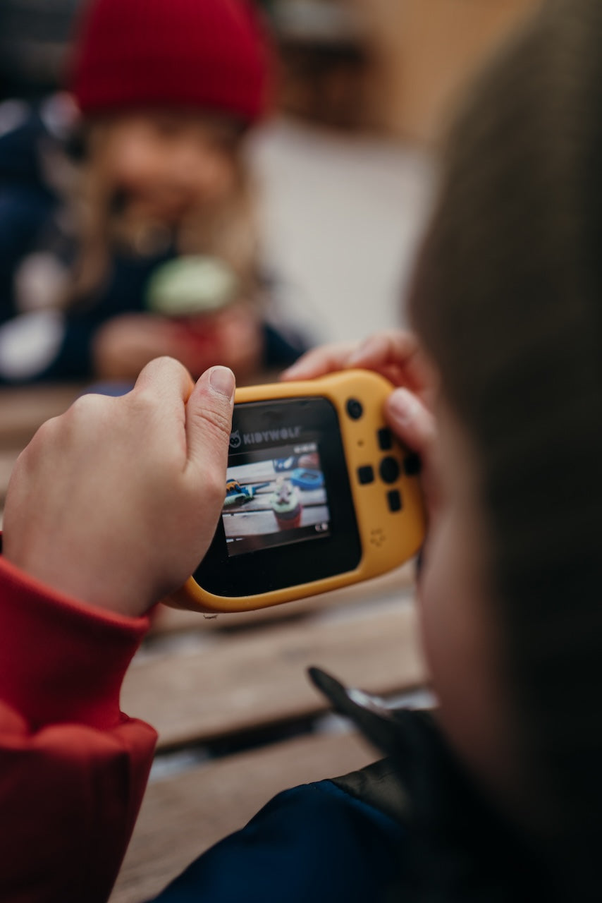 كاميرا كيدي كام - أصفر