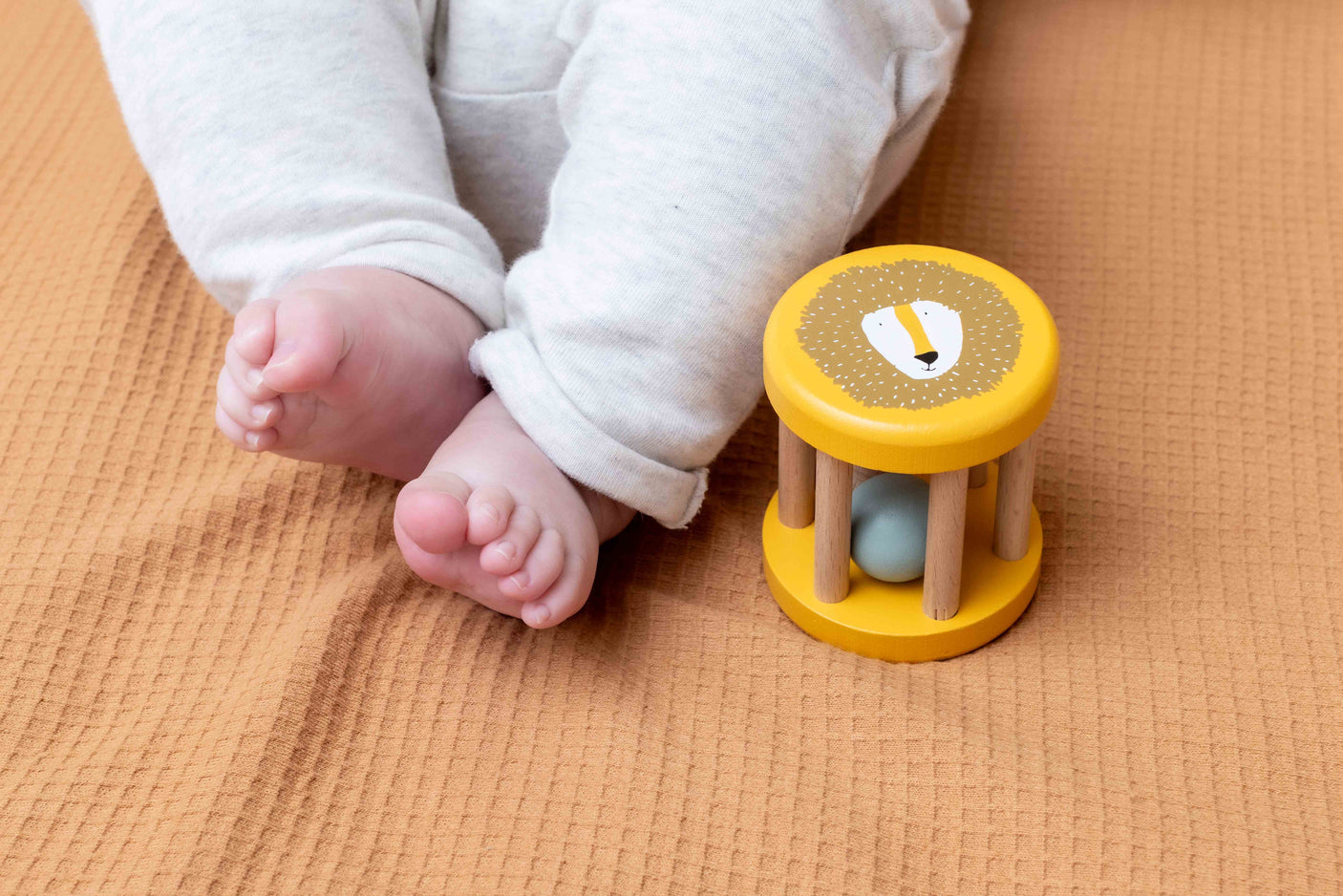 خشخيشة دوارة خشبية — السيد أسد