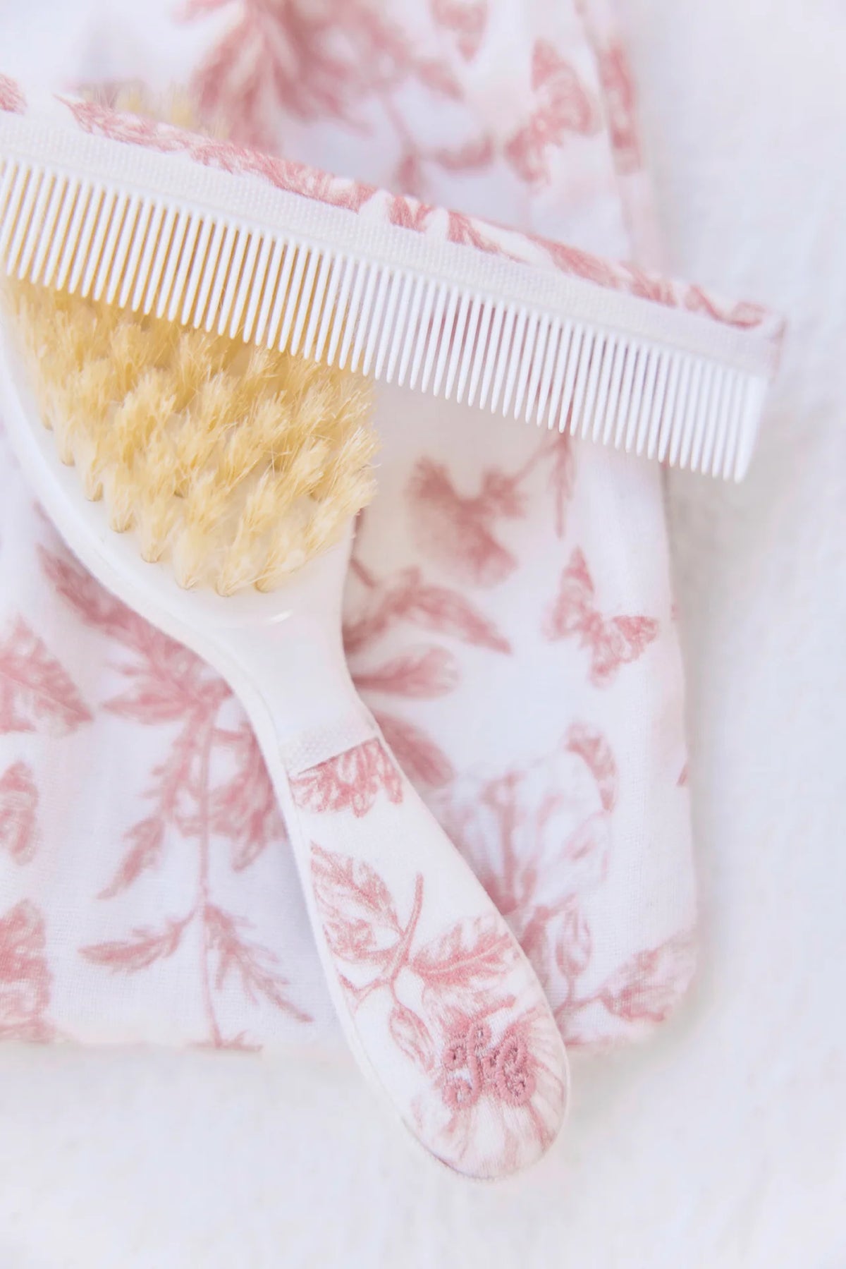 Brush & Comb Toile de Jouy Pink