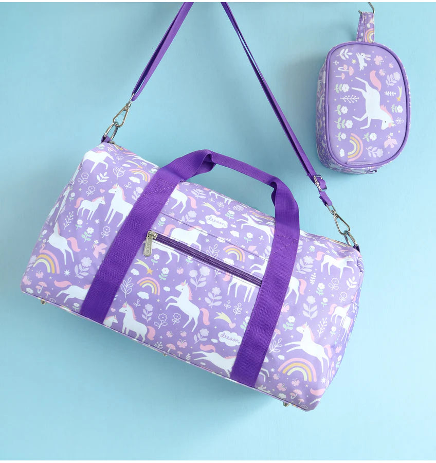 حقيبة سفر – أحلام اليونيكورن