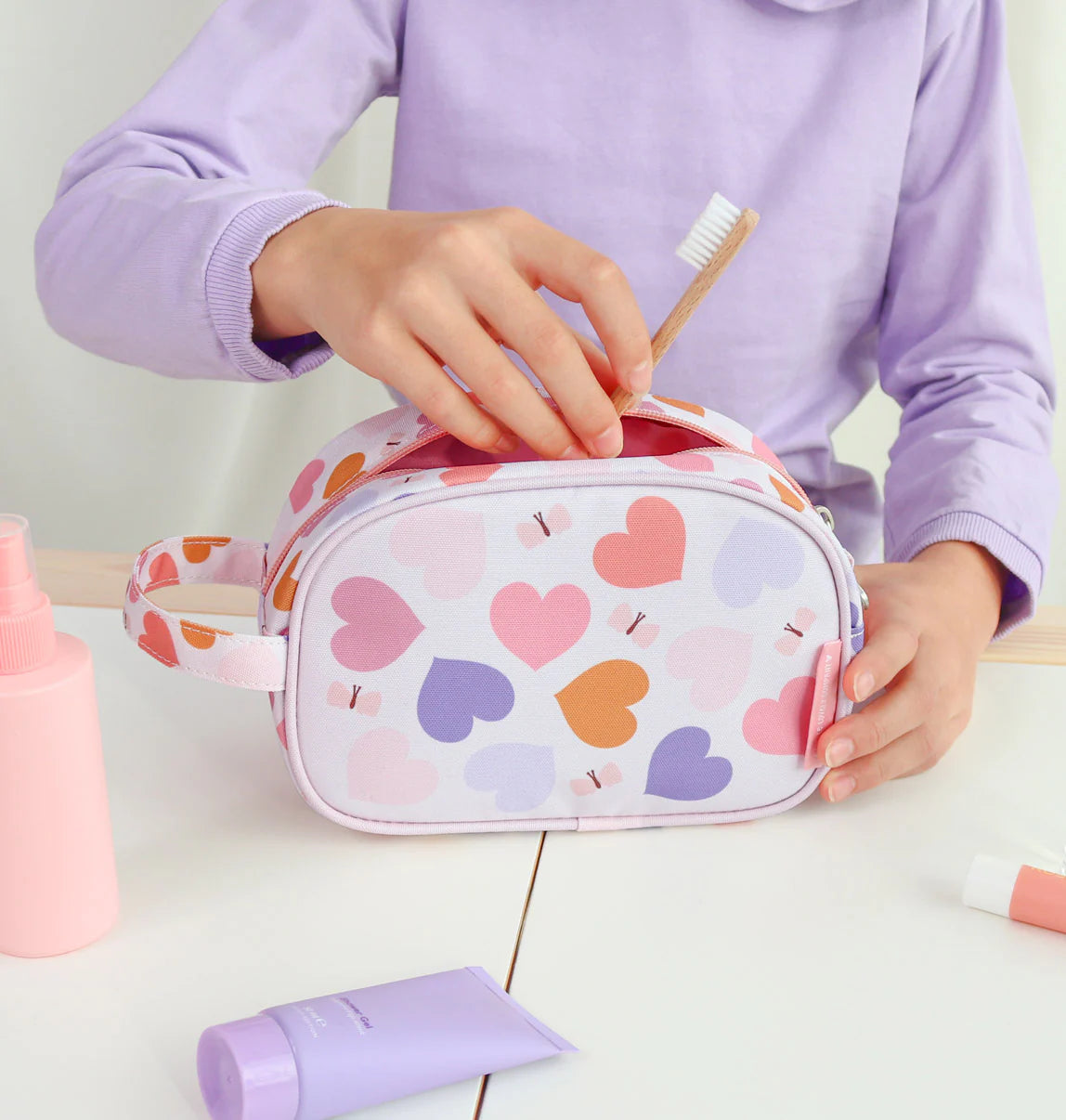 Toiletry Bag - Hearts