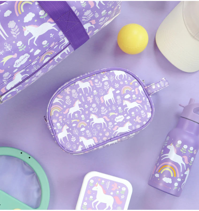 حقيبة أدوات الحمام - أحلام اليونيكورن