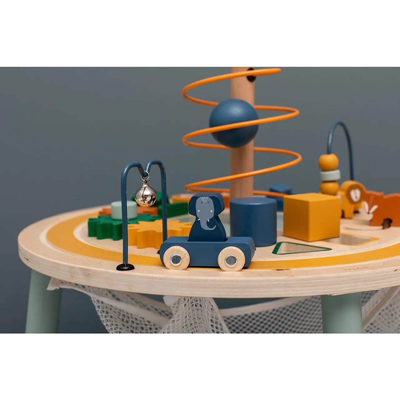 طاولة نشاط حيوانات خشبية