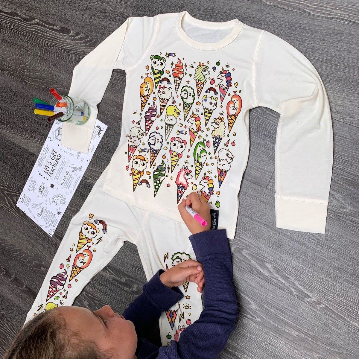 Ice Cream Color In Pajama