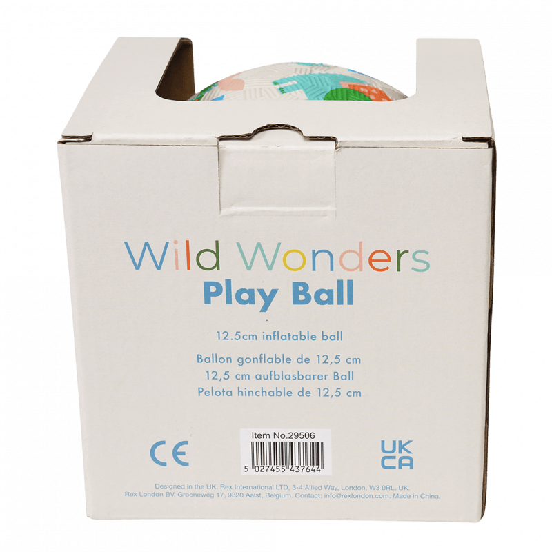 Play ball - Wild Wonders