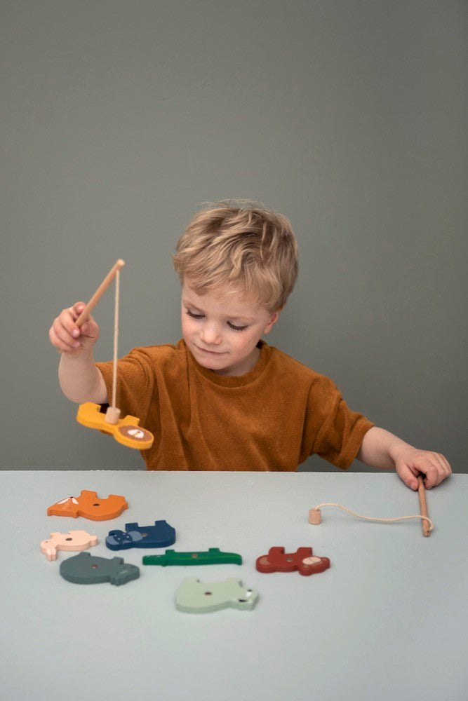 Wooden fishing game