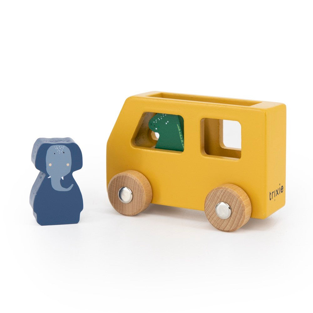 Wooden animal car set