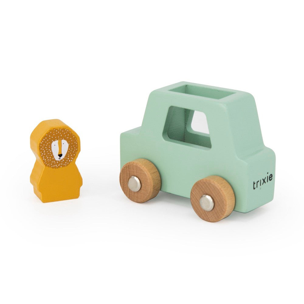 Wooden animal car set