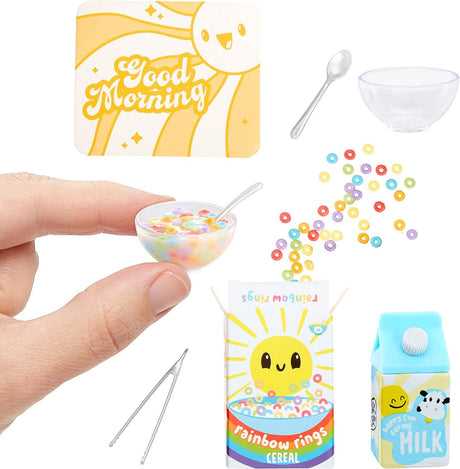 MGA's Miniverse Make It Mini Food Cafe, Series 1 Mini Collectibles