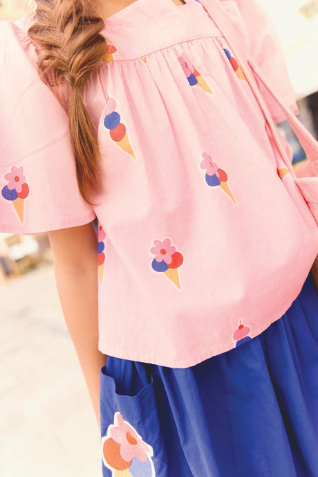 بلوزة - إليشا