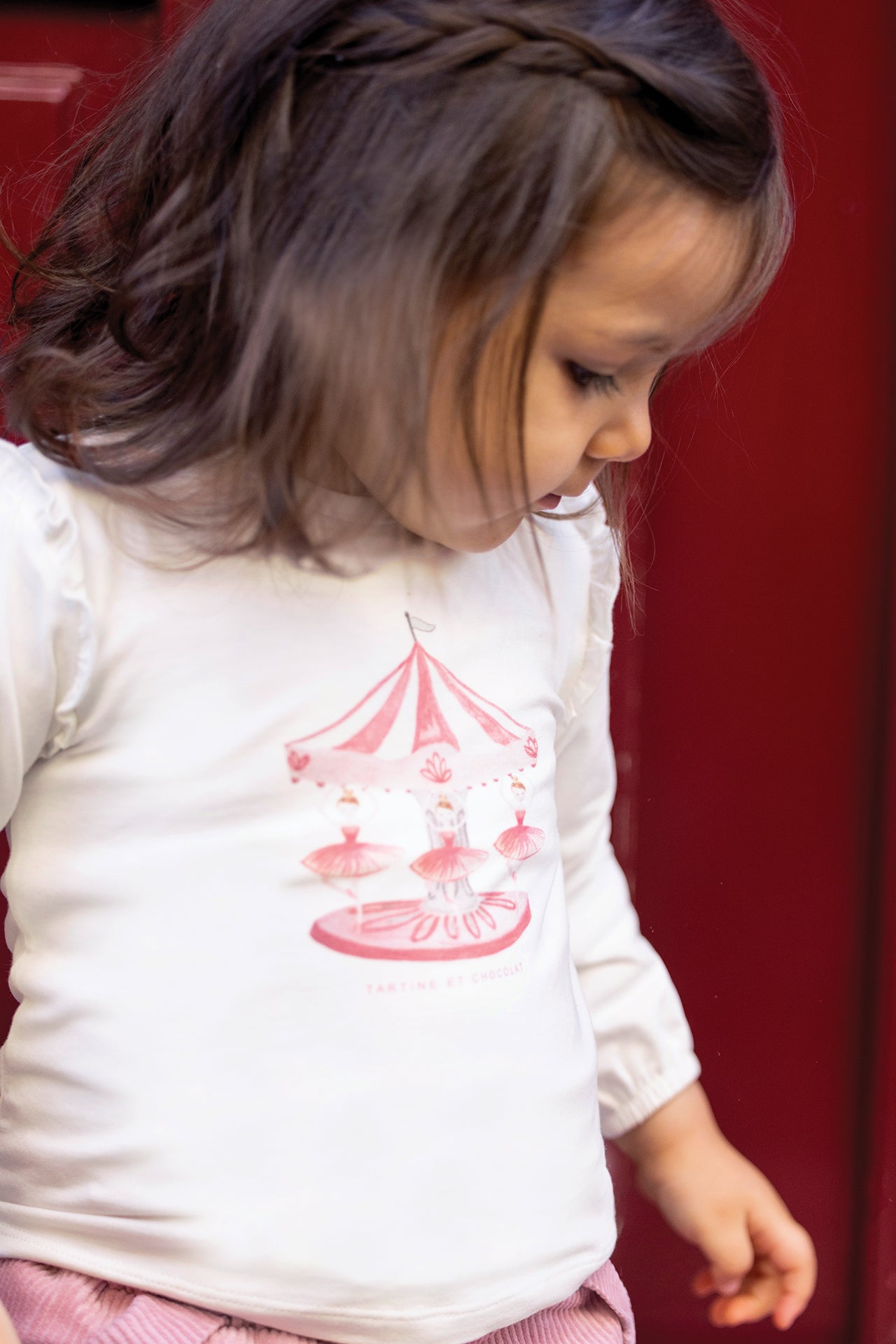 T-SHIRT praline Illustration Merry -Go -Round