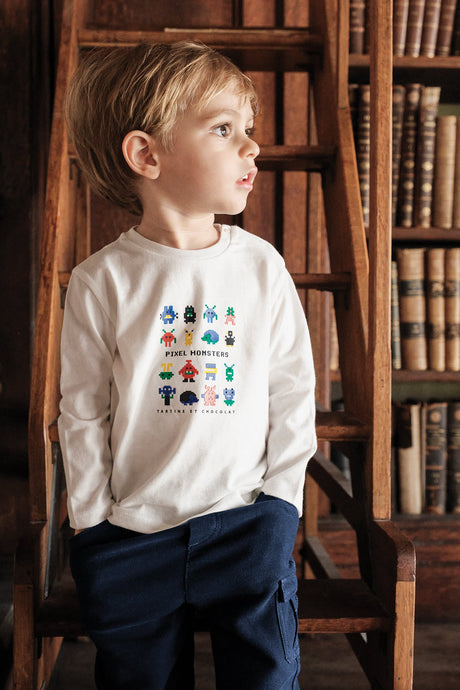 T-SHIRT - Electric Blue Illustration Game On