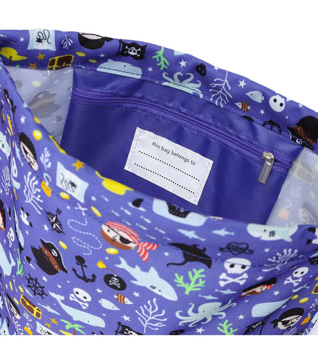 حقيبة برباط – قراصنة