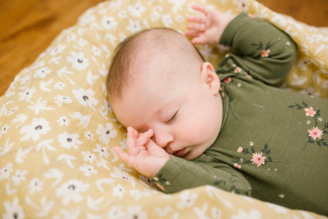 زهور صفراء ونقاط - طقم قماط قطني عدد 2