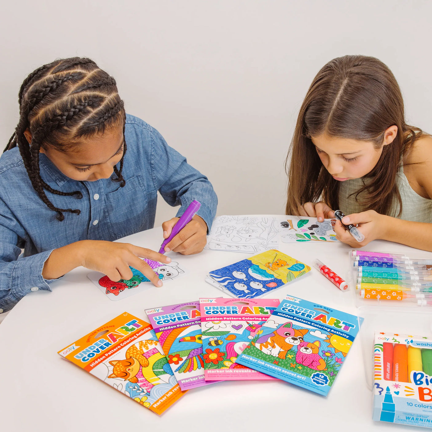 Undercover Art Hidden Pattern Coloring Activity Art Cards - Unicorn Friends