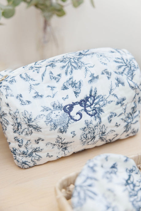 Toiletry Bag Toile de Jouy Blue