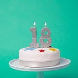 شمعة We Heart Birthdays اللامعة رقم 8، فضية 