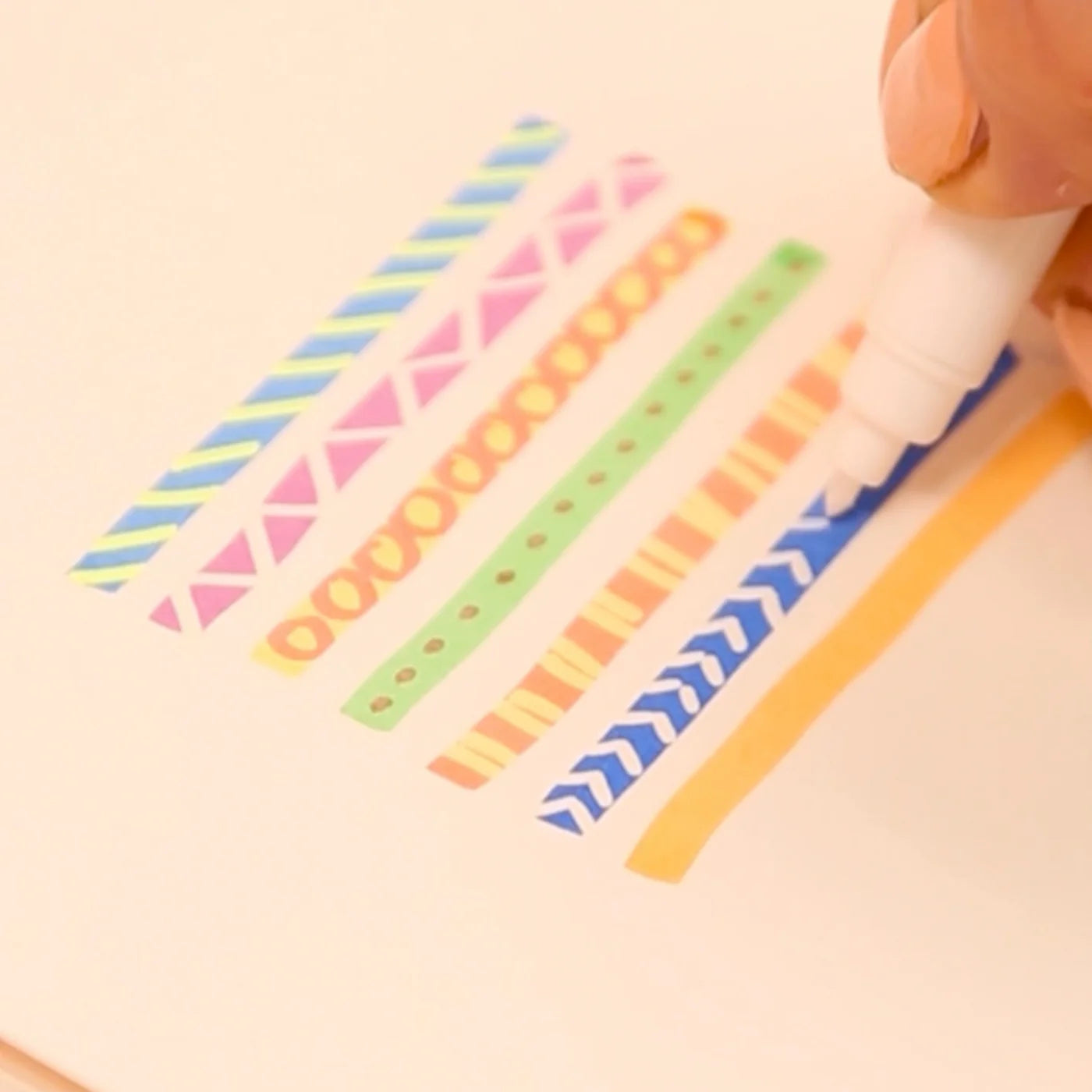 Set of Giant Poster Supermarket with 16 Magic Markers